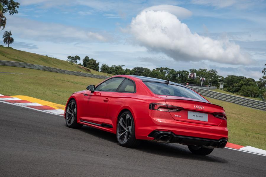  Audi RS5 Coupe 2019 года  (LA) (фото 4 из 5)